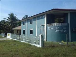Kandiez Sunrise Beach Resort Кота-Бару Экстерьер фото